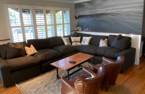Beach Haven House | 4 BDRM w/pool. Steps to beach & Bay Village. Availble- Memorial Day WKND