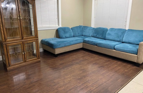 Queensborough House | 4 Bed 4 Full Washroom 2 Full kitchen 2 Living Room (No DrugsNo Smoking-No pets)