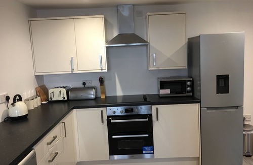 Weymouth Apartment | 4 bed Grade II listed Apartment. 50 yds to Beach Sleeps 10, WiFi, great views