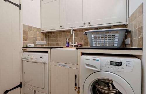 Langton Matravers House | 4 bed in Acton 76659