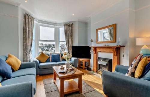 Brixham House | 4 Bed in Brixham 77206