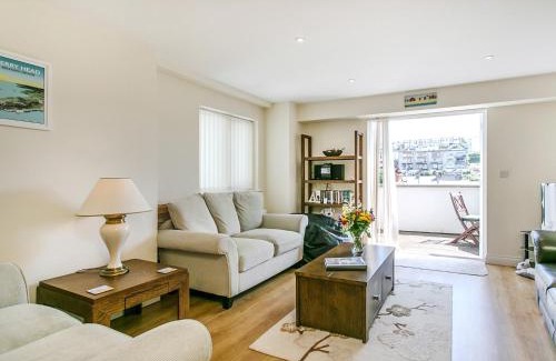 Brixham House | 4 Bed in Brixham BX072