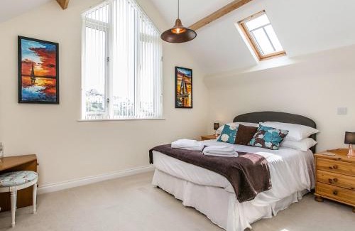 Brixham House | 4 Bed in Brixham BX072