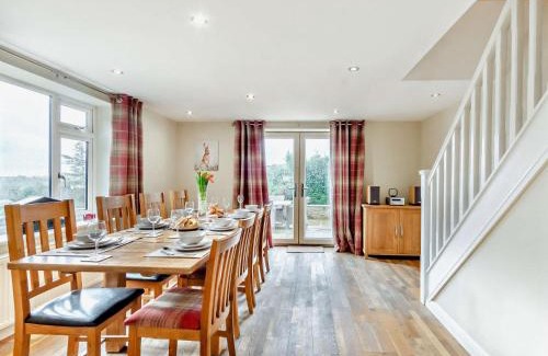 Crich House | 4 Bed in Crich 93830