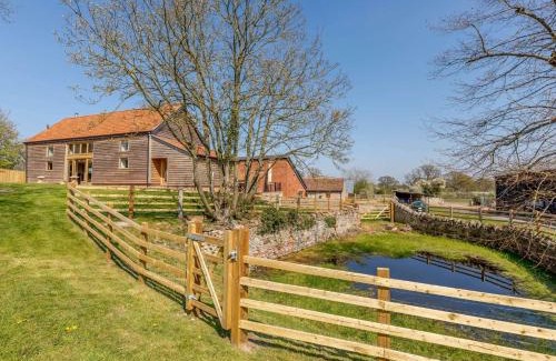 Moreton House | 4 Bed in Ledbury 60200