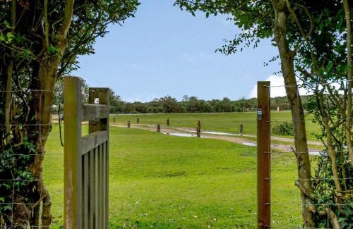 New Forest District House | 4 Bed in Redlynch 82799