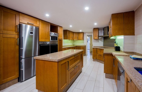 San Miguel de Abona Villa | 4 Bed Villa with 2 Swimming Pools and Air Conditioning