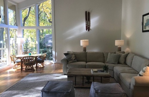 Fontana House | 4 Bedroom 3 Bath Spacious House on Golf Course blocks from the Beach!