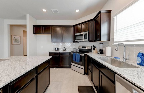 Temple House | 4 Bedroom 3 Bath Home in Temple