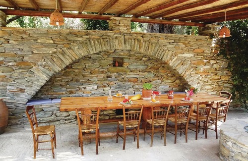 Steniai House | 4 bedroom accommodation in Stenies Andros