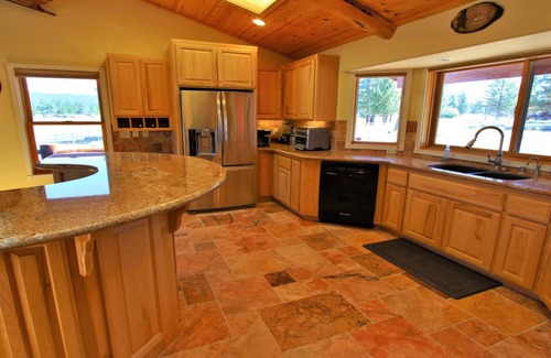 Big Bear Lake Condo | 4 bedroom accommodation in Big Bear Lake