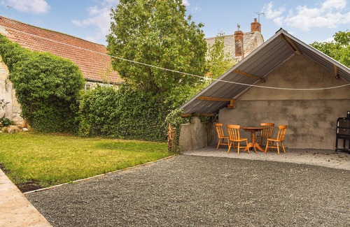 Bridgwater Cottage | 4 bedroom accommodation in Chilton Polden, near Glastonbury