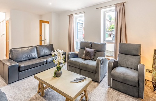 Hythe Cottage | 4 bedroom accommodation in Folkestone