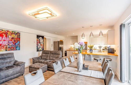 Hythe Cottage | 4 bedroom accommodation in Folkestone
