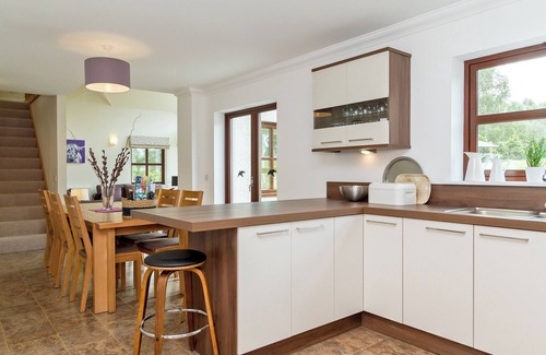 Aviemore Cottage | 4 bedroom accommodation in Aviemore