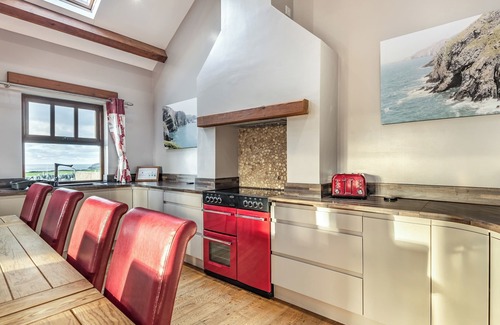 Holyhead Cottage | 4 bedroom accommodation in Penrhos Feilw, near Trearddur Bay