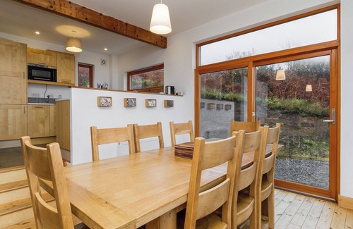 Beinn Orasaigh Cottage | 4 bedroom accommodation in Carbost