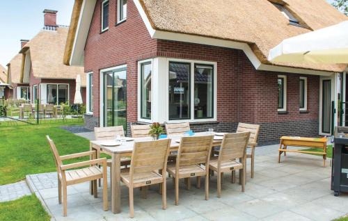 Idskenhuizen House | 4 Bedroom Amazing Home In Idskenhuizen