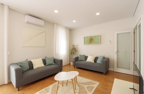 Boavista Apartment | 4-Bedroom Apartment in a Prestigious Area of Porto
