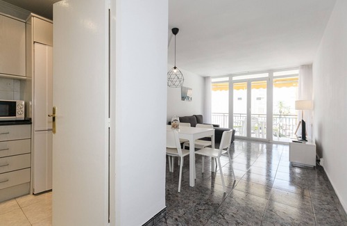 Salou City Centre Apartment | 4-bedroom Apartment next to the beach - UHC LA FLORIDA