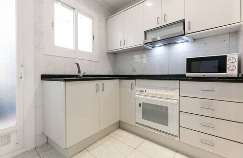 Salou City Centre Apartment | 4-bedroom Apartment next to the beach - UHC LA FLORIDA