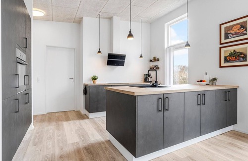 Store Kongsmark House | 4 bedroom awesome home in Slagelse