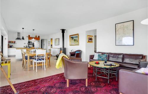 Knebel House | 4 Bedroom Beautiful Home In Knebel