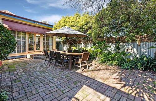 Bendigo House | 4-Bedroom Bliss On McCrae, Central Bendigo