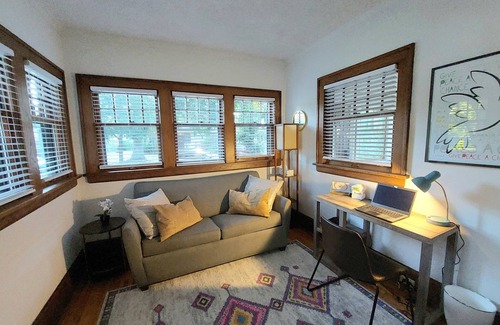 Southwest Minneapolis House | 4 Bedroom Bungalow in heart of Minneapolis