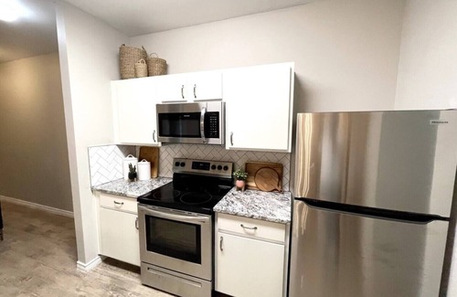 Stillwater Condo | 4 Bedroom Campus Condo with Pool