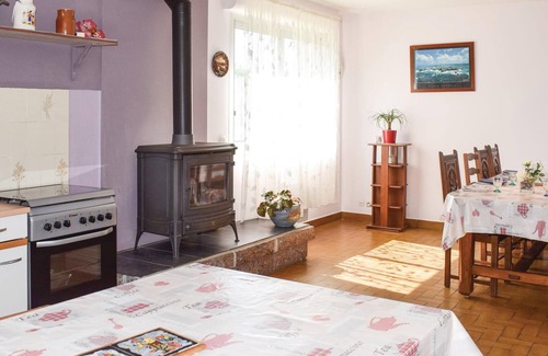 Ploubezre House | 4 bedroom cozy home in Ploumilliau