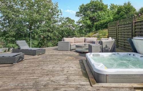 Angered House | 4 Bedroom Cozy Home In Angered