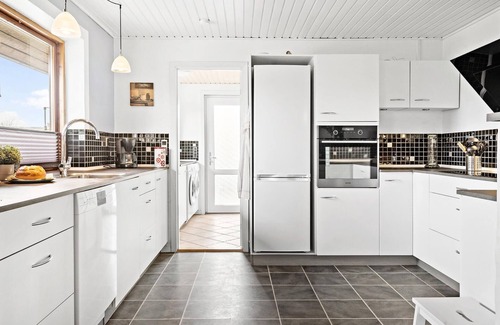 Holstebro House | 4 bedroom gorgeous home in Holstebro