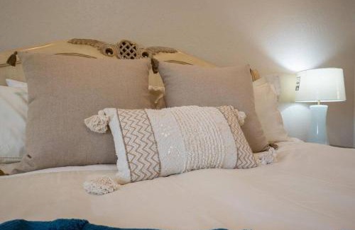Biggs Field House | 4 bedroom gorgeous home Eastside El Paso
