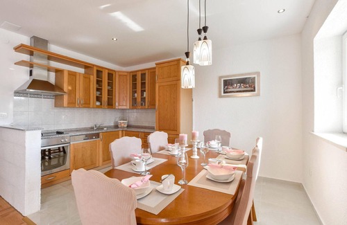 Citluk House | 4 bedroom gorgeous home in Hrvace