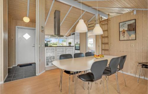 Hvidbjerg Strand House | 4 Bedroom Gorgeous Home In Børkop