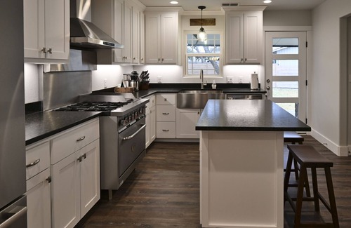 Johnson City House | 4-bedroom home 2 blocks from downtown