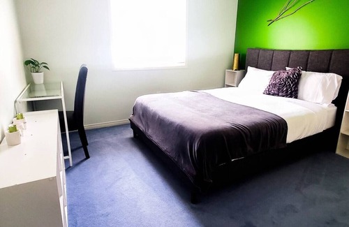 Durham Region House | 4 Bedroom Home Away From Home - 5 mins from Shopping, Activities, & Attractions