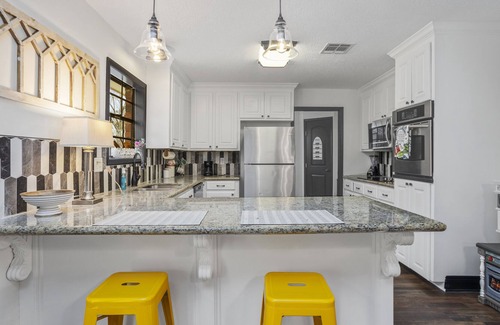 Lake Charles House | 4 Bedroom Home in Moss Bluff, La