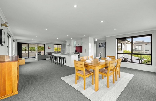 Tranmere House | 4 Bedroom House - Gorgeous View