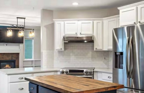 Rabbit Creek House | 💥4-bedroom house in Anchorage for a cozy getaway