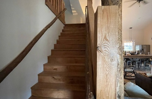 Benezette House | 4-bedroom house in lovely Benezette with AC, WiFi. Enjoy your stay