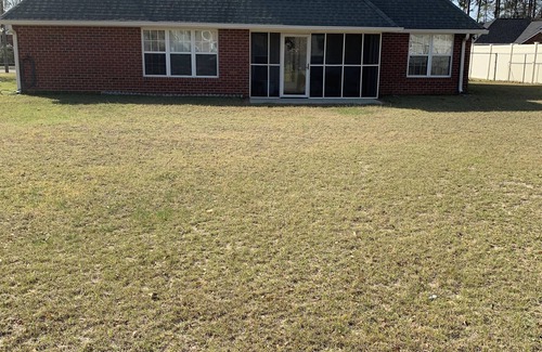 Gracewood House | 4-bedroom house in marvelous Hephzibah with WiFi, AC