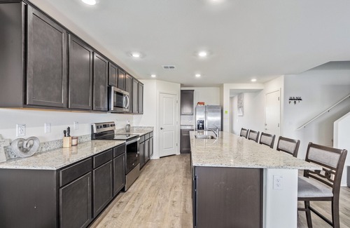 Buckeye House | 4-bedroom house in marvelous Buckeye with WiFi, AC. Enjoy your stay