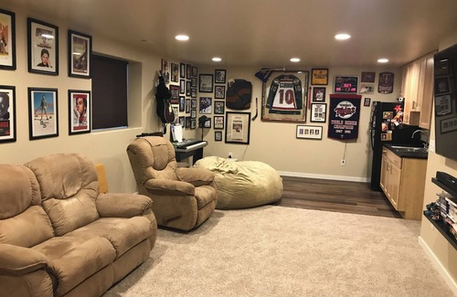 Sturgis House | 4-bedroom house in Sturgis for the 85th Motorcycle Rally with WiFi, AC and more!
