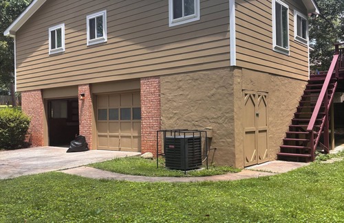 Stone Mountain House | 4-bedroom house in charming Stone Mountain with AC, WiFi, 32 mins from FIFA venu