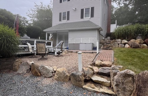 Cedarville House | 4-bedroom house with WiFi and AC, hot tub, short walk to the beach in Plymouth