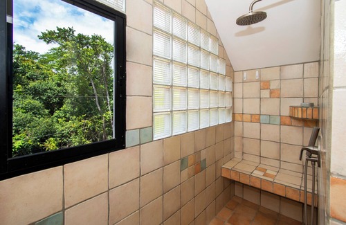Savegre Villa | 4 bedroom, king bed, ocean view & large pool Villa