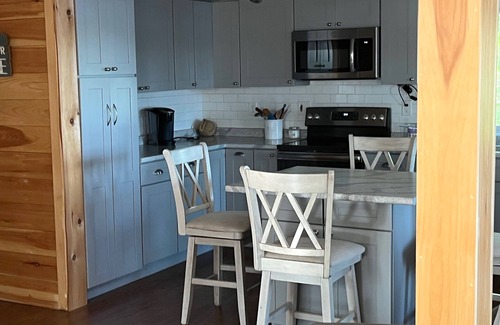 South Casco House | 4 Bedroom Lake House with Sandy Entrance & Boat Dock