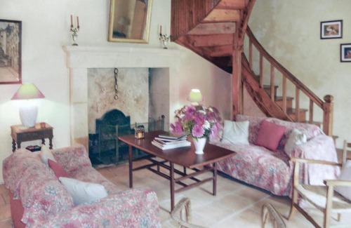 Mouleydier House | 4 Bedroom Lovely Home In Mouleydier